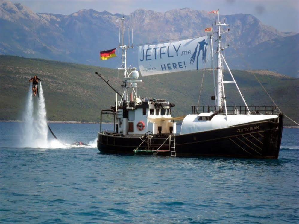 Hotel Boat Ms Cutty Jean Sliema Zewnętrze zdjęcie